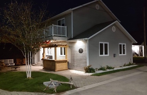Grand Bend Cottage | The Grand Crumpet - Right off The Main Strip