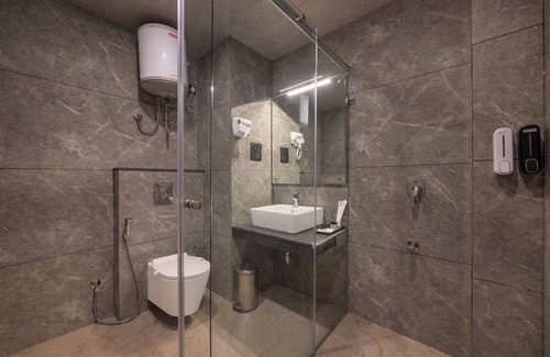 Shimla Hotel | The Grand Welcome Hotel