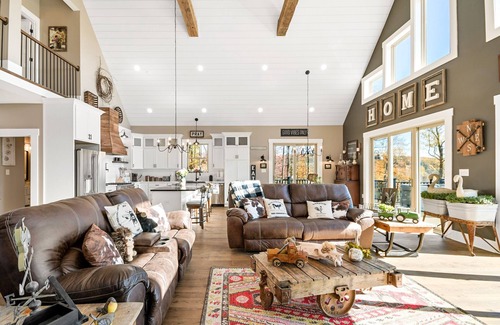 Smithsburg Cabin | The Great Escape Lodge - Lovely Catoctin Mountain Views