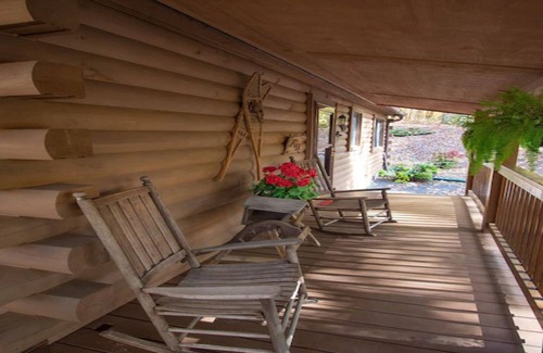 West Jefferson Cabin | The Great Escape