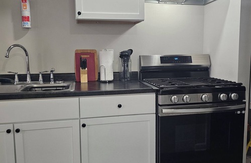 Beechmont House | The Gway Getaway - Family friendly! Plenty of off the street parking.