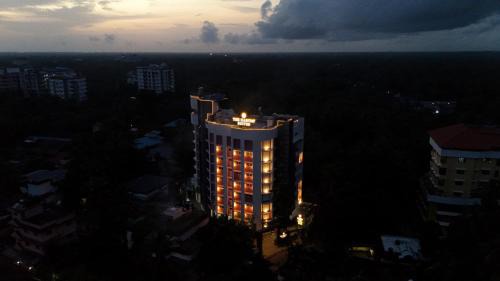 Kuppaayil Hotel | The Habitat Suites
