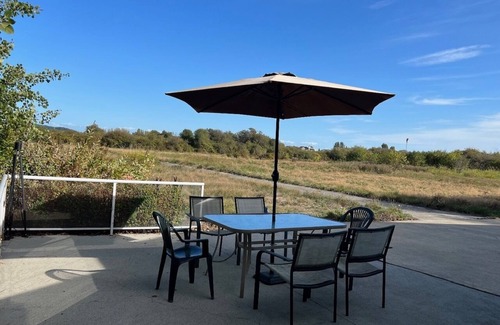 Point Roberts House | The Hangar! 30 mins from Vancouver & mins from Tsawwassen!