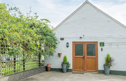 Upton Magna Cottage | The Haughmond
