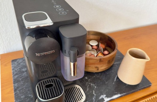 Lion-sur-Mer House | The "Haut les Cœurs" House