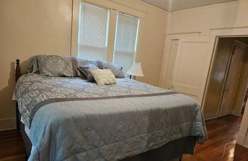 Cooper-Young Historic District Apartment | The HEART of Midtown of Central Gardens Historical District