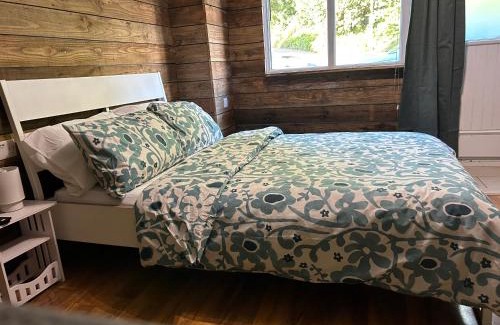 Treforest Apartment | The Hedgehog