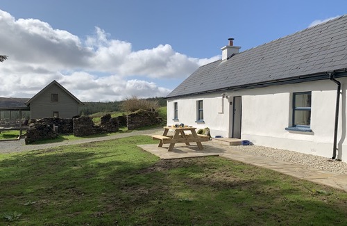 Glenties Cottage | The Hidden Cottage, Ardara, Donegal.