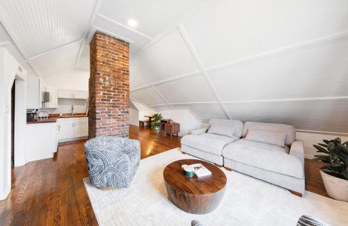 Macon Apartment | The Hidden Hideaway on College