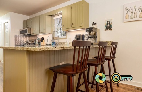 Basye Cabin | The Hideaway - quiet comfort, close to Bryce & Basye