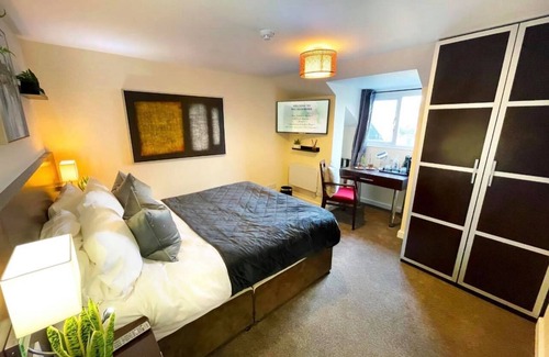 Ely Hotel | The High Flyer