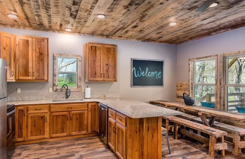 Jasper Cabin | The Highwater Cabin! Right on the banks of the Little Buffalo River!