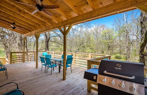 Jasper Cabin | The Highwater Cabin! Right on the banks of the Little Buffalo River!