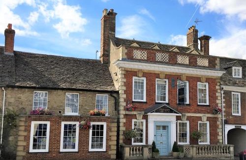 Highworth Hotel | The Highworth Hotel