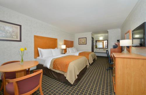 Eagle Rock Hotel | The Hills Inn Eagle Rock - Near Old Town Pasadena