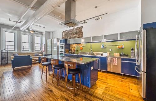 Downtown Cincinnati Apartment | The Historic Lyric Penthouse with Private Rooftop