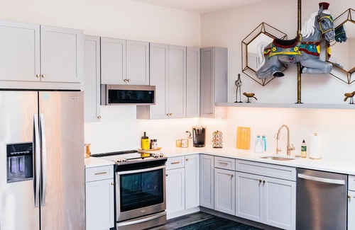 River District Apartment | The Hive