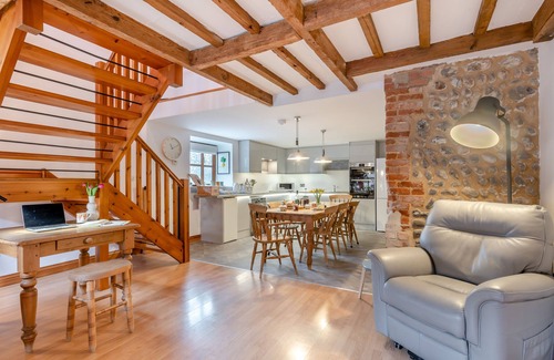 Aldborough House | The Holkham - Four Bedroom House, Sleeps 8