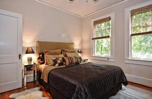 Cherry Apartment | The Home Collection CLT: 500 Queens