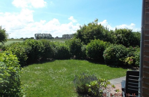 Harlesiel House | The house is only 200 m away behind the dike