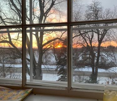 Niagara-on-the-Lake Bed & Breakfast | The House of Elsie Bed and Breakfast