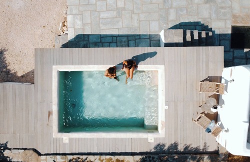 Drios House | The House of Calypso, The House of Calypso