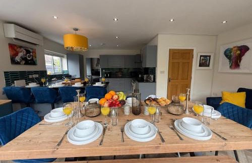 Lytham St. Anne's House | The Hydeaway, Lytham St Annes Getaway Free Parking
