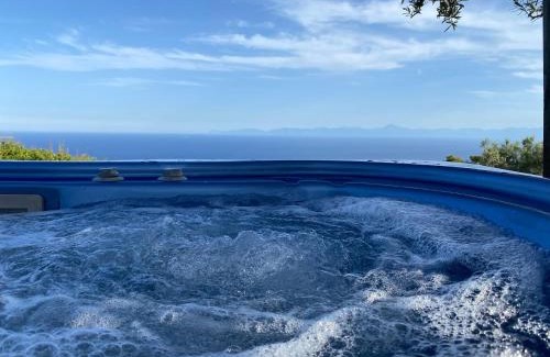 Votsi Apartment | The Infinity 180 Luxury Suites