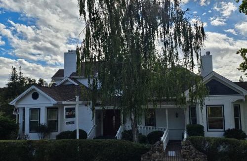 Sutter Creek Bed & Breakfast | The Inn at 161