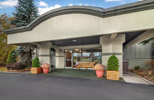 Ogdensburg Hotel | The Inn at Gran View Ogdensburg, an Ascend Collection Hotel