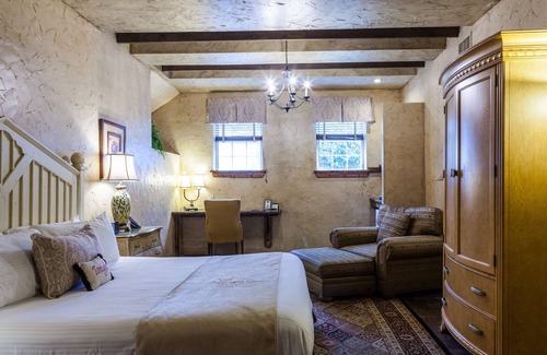 Leacock-Leola-Bareville Hotel | The Inn At Leola Village, a Historic Hotel of America
