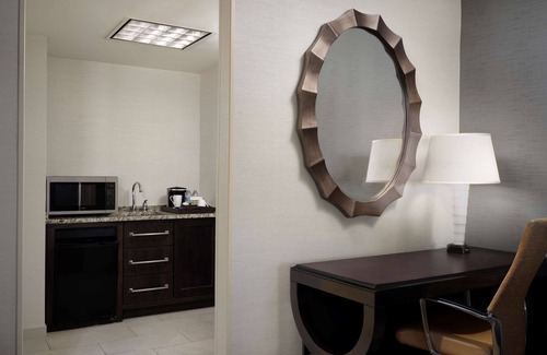 University City Hotel | The Inn at Penn, A Hilton Hotel