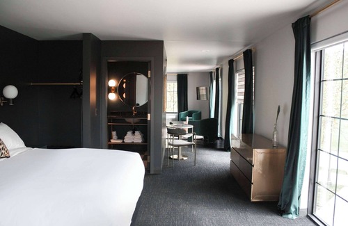Arnolds Park Hotel | The Inn Hotel, Ascend Hotel Collection