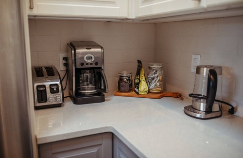 Sandy Hook House | The Innlet Hideaway - 3 Bed House with Ocean Views