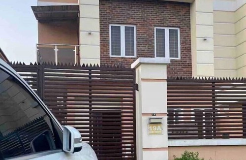 Mushin Apartment | The Iris Place - Beautiful 4 Bedroom Townhouse