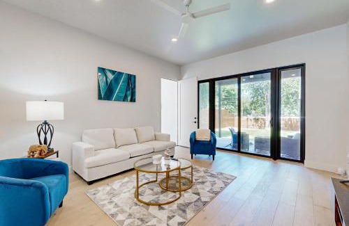 Highland House | The Isabelle's - Unit A