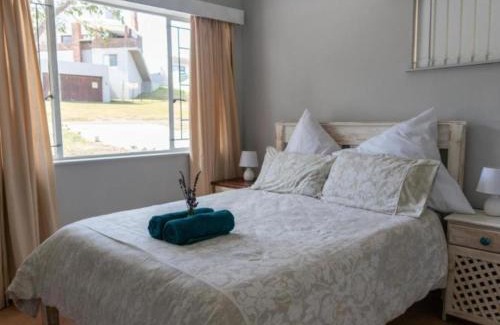 Paradise Beach Villa | The Jbaynian Guesthouse
