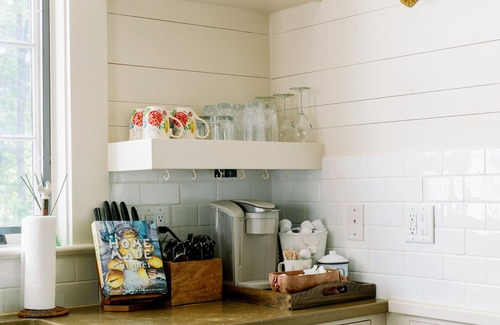 Clayton House | The JOY House- LUXE, Minutes to DWTN Clayton, Lake Burton & Club at Waterfall!