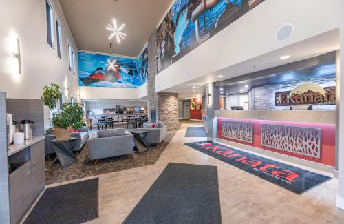 Hinton Hotel | The Kanata by BCMInns - Hinton