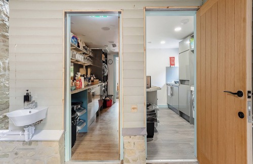 Polmont Cottage | The Kennel - UK42980