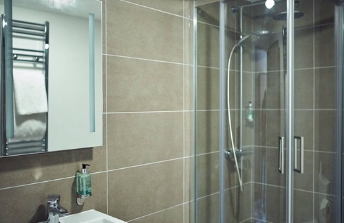 Newton-le-Willows Hotel | The Kirkfield Hotel