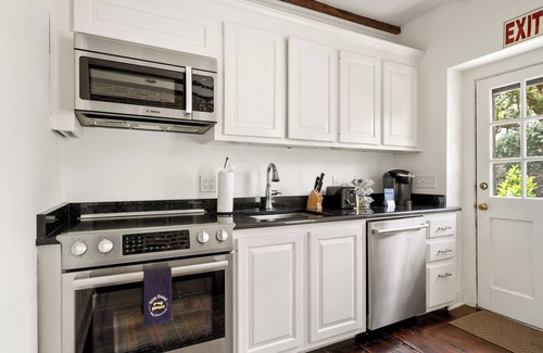 South of Broad House | The Kitchen House at 68 Broad