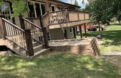 Glenwood House | The Lake House on Pelican Lake