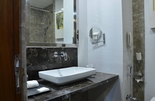 Behror Hotel | The Lal Vilas Hotel & Resort