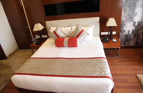 Behror Hotel | The Lal Vilas Hotel & Resort