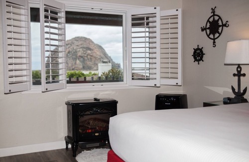 Morro Bay Hotel | The Landing at Morro Bay