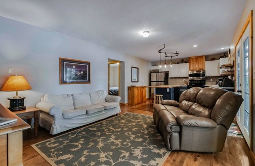 New Auburn Cabin | The Landing on Lower Long Lake
