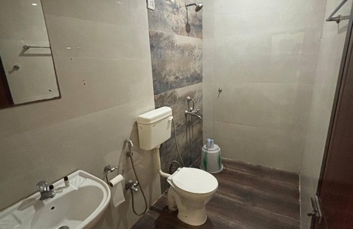 Arambol Hotel | The Leisure Cave Arambol Goa