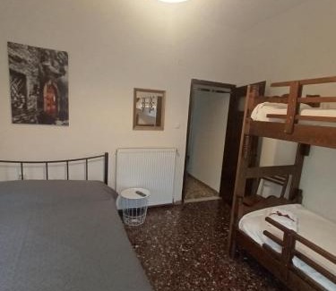 Xylokastro-Evrostina Apartment | The Lemon House