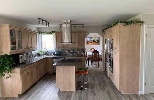 Charlottetown House | The Liberty House (Elegant, Stylish, Spacious)